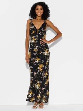 NWT Women Lace Trim Maxi Empire Waist Dress - Wild Fable Size Large